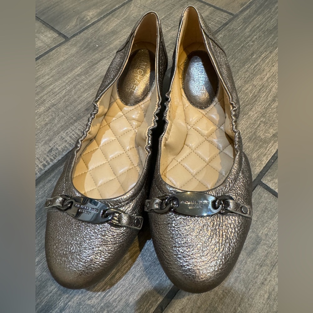 Michael Kors Gold Leather Slip on Buckle Logo Ballet Flat.  Women's Size 6.5